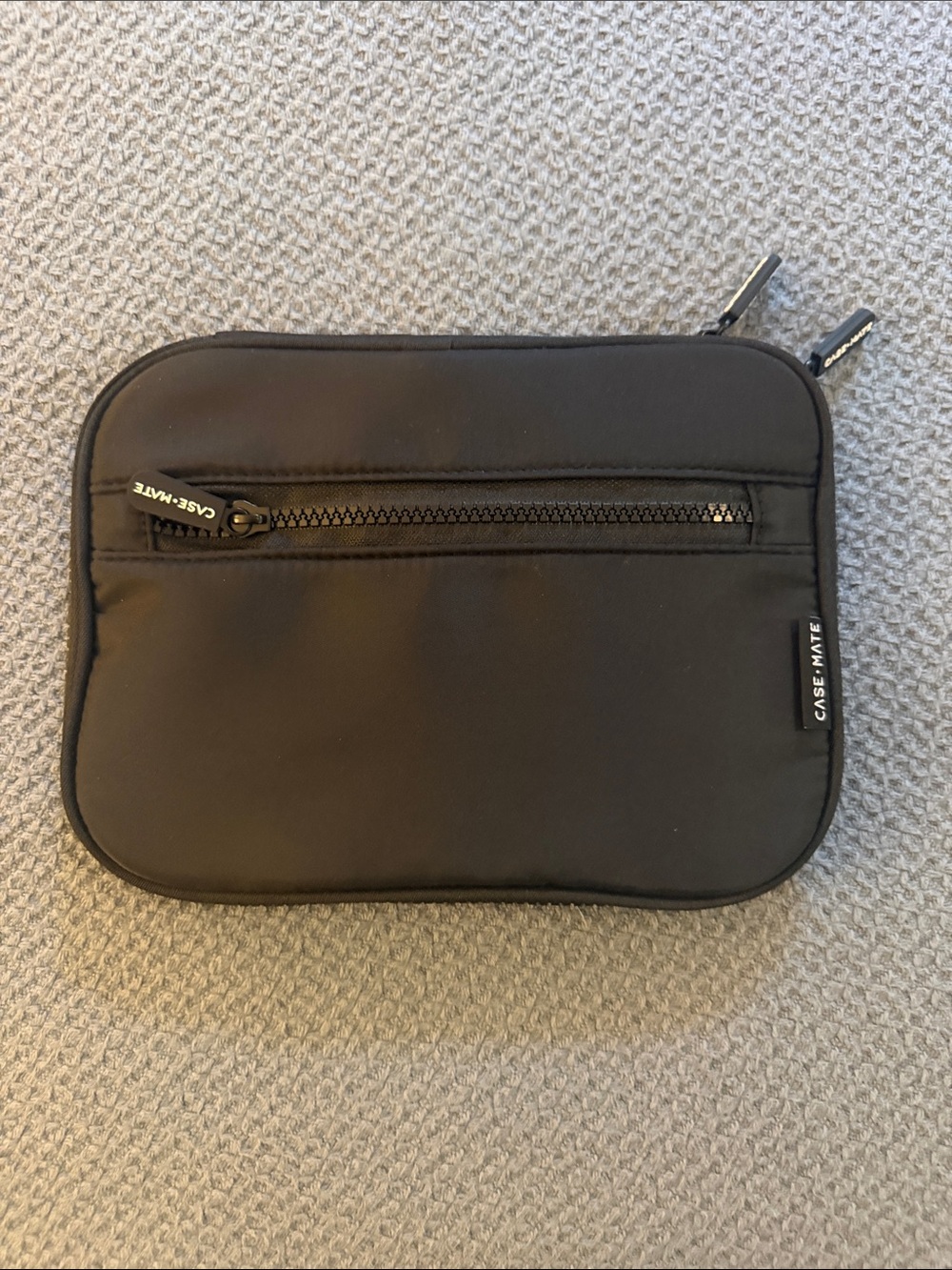 case-mate Black Travel Toiletry & Tech Pouch